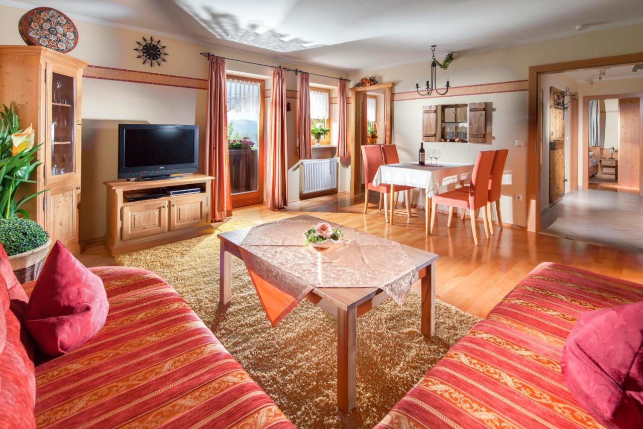 Ferienwohnungen Gaestehaus Laercheck Berchtesgaden Exterior foto
